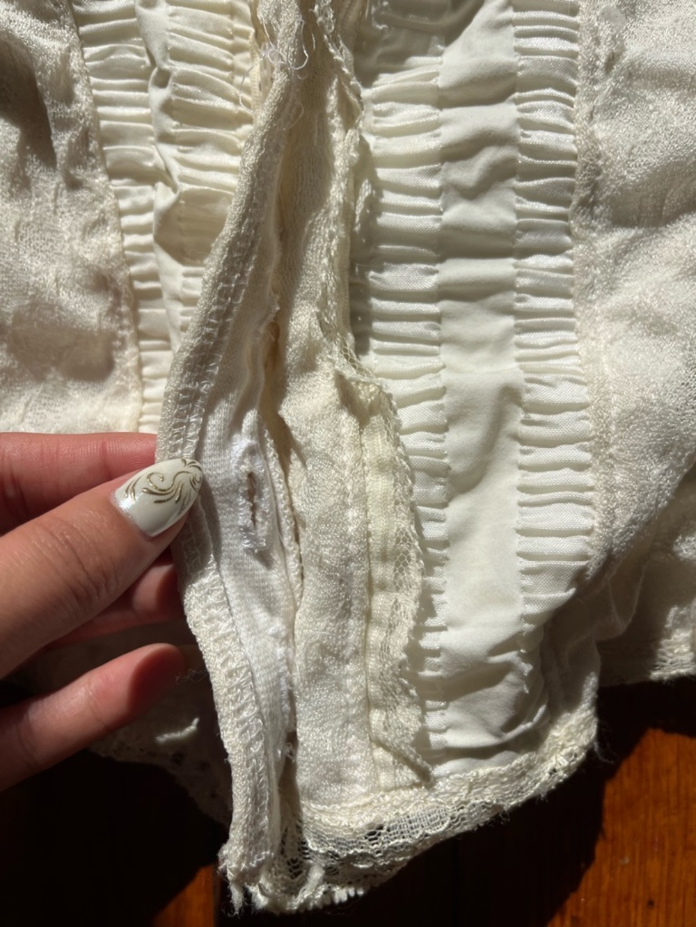 Women’s Cream Ruffled Button-Front Camisole Top - Picture 4 of 6